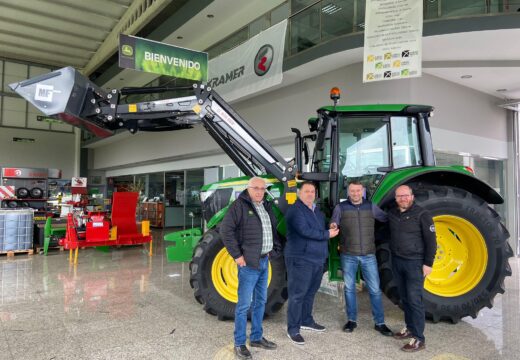 O Concello de Frades inviste máis de 93.000 euros na compra dun novo tractor con pala